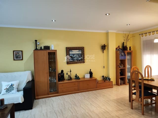 3 makuuhuone Rivitalo myytävänä paikassa Hondón de los Frailes mukana 
autotalli - 179 000 € (Ref: 7678441)