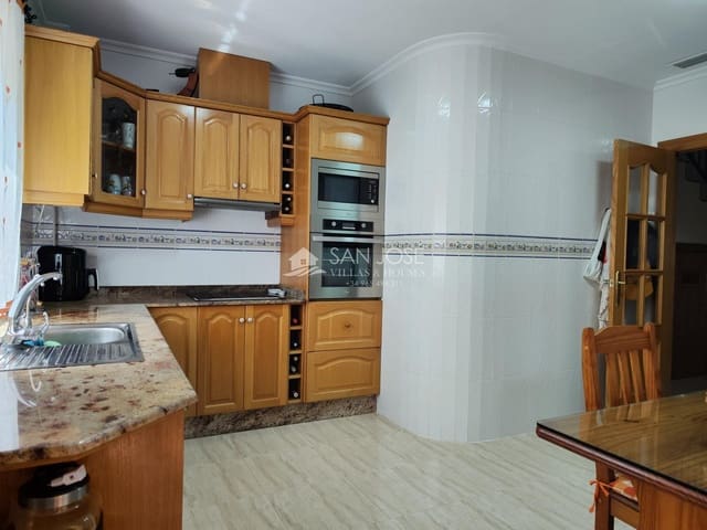 3 makuuhuone Rivitalo myytävänä paikassa Hondón de los Frailes mukana 
autotalli - 179 000 € (Ref: 7678441)