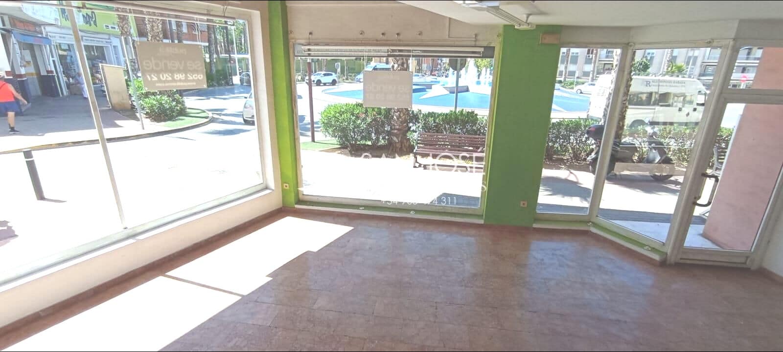 Kommersiell til salgs i Santa Pola - € 134 997 (Ref: 7789321)