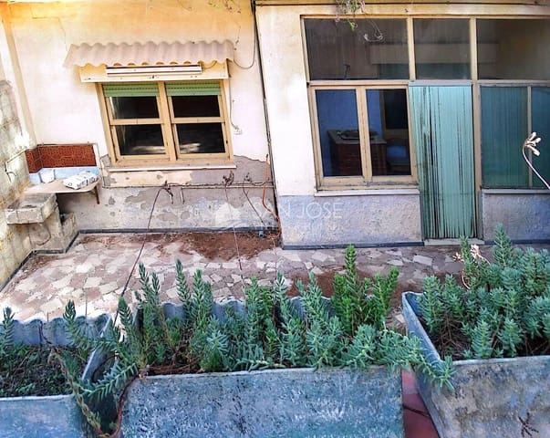 4 camera da letto Casa in vendita in La Romana con garage - 225.000 € (Rif: 7832955)