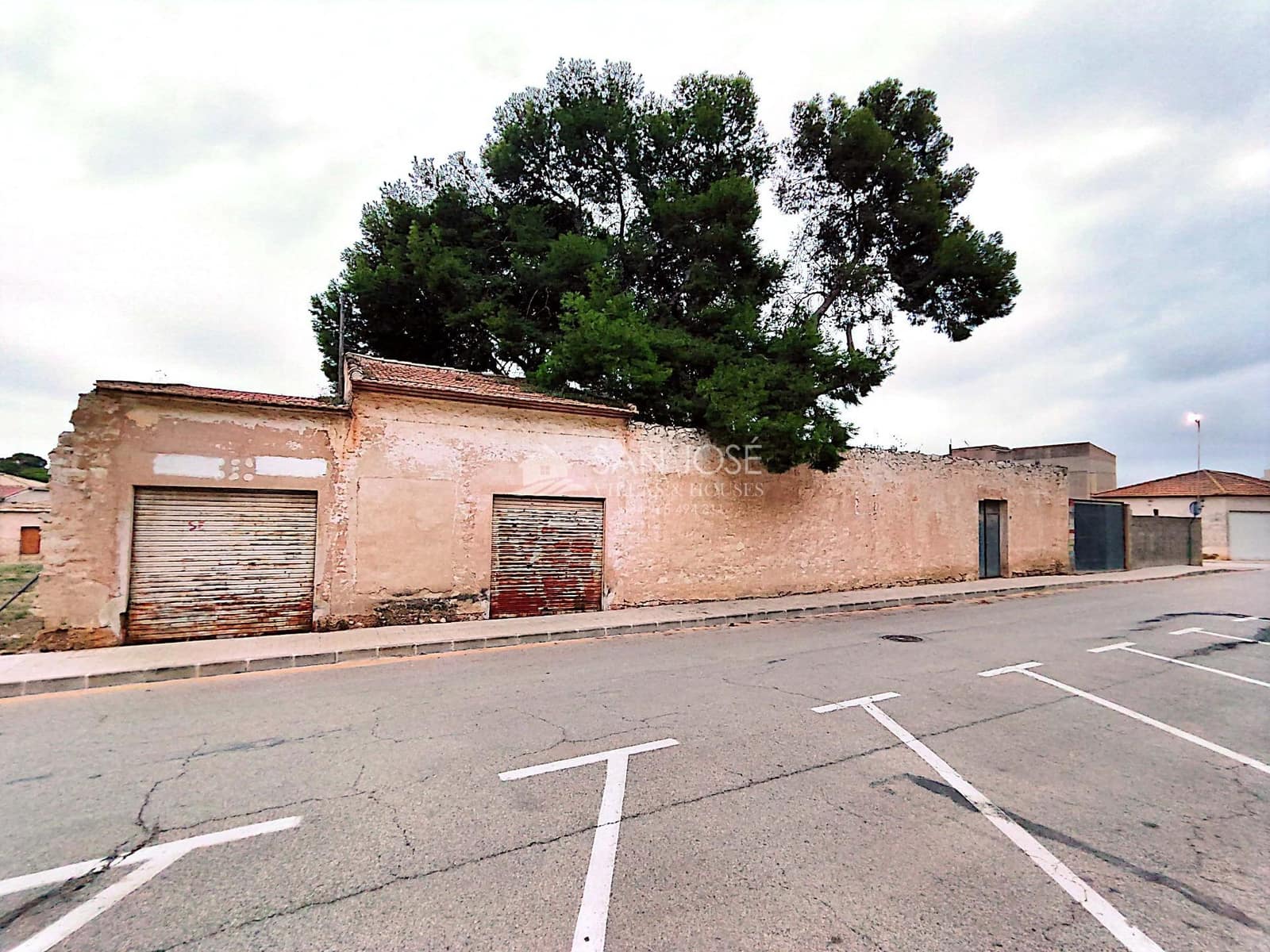 4 sovrum Hus till salu i La Romana med garage - 225 000 € (Ref: 7832955)