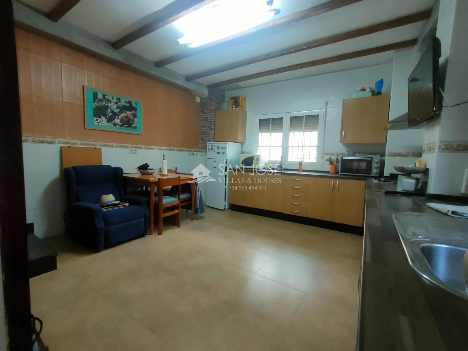 5 soveværelse Byhus til salg i La Romana med garage - € 132.100 (Ref: 7852273)