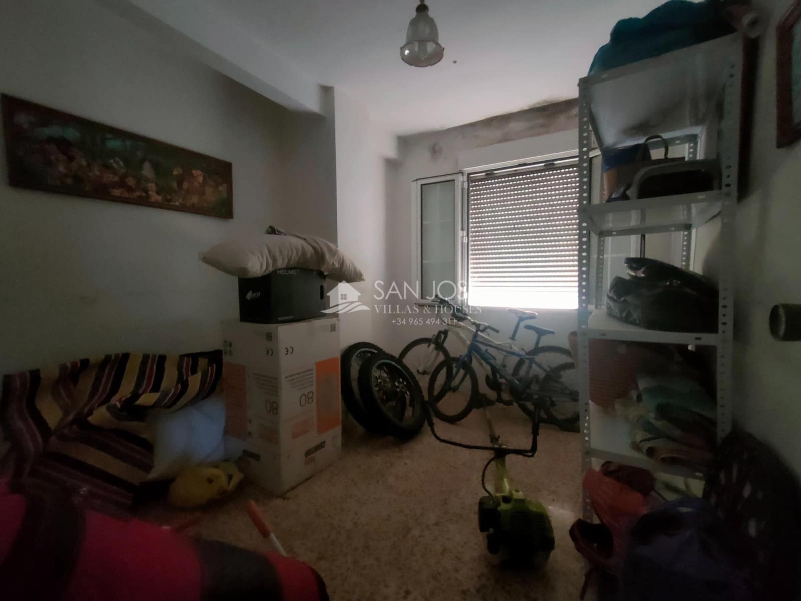 5 soveværelse Byhus til salg i La Romana med garage - € 132.100 (Ref: 7852273)