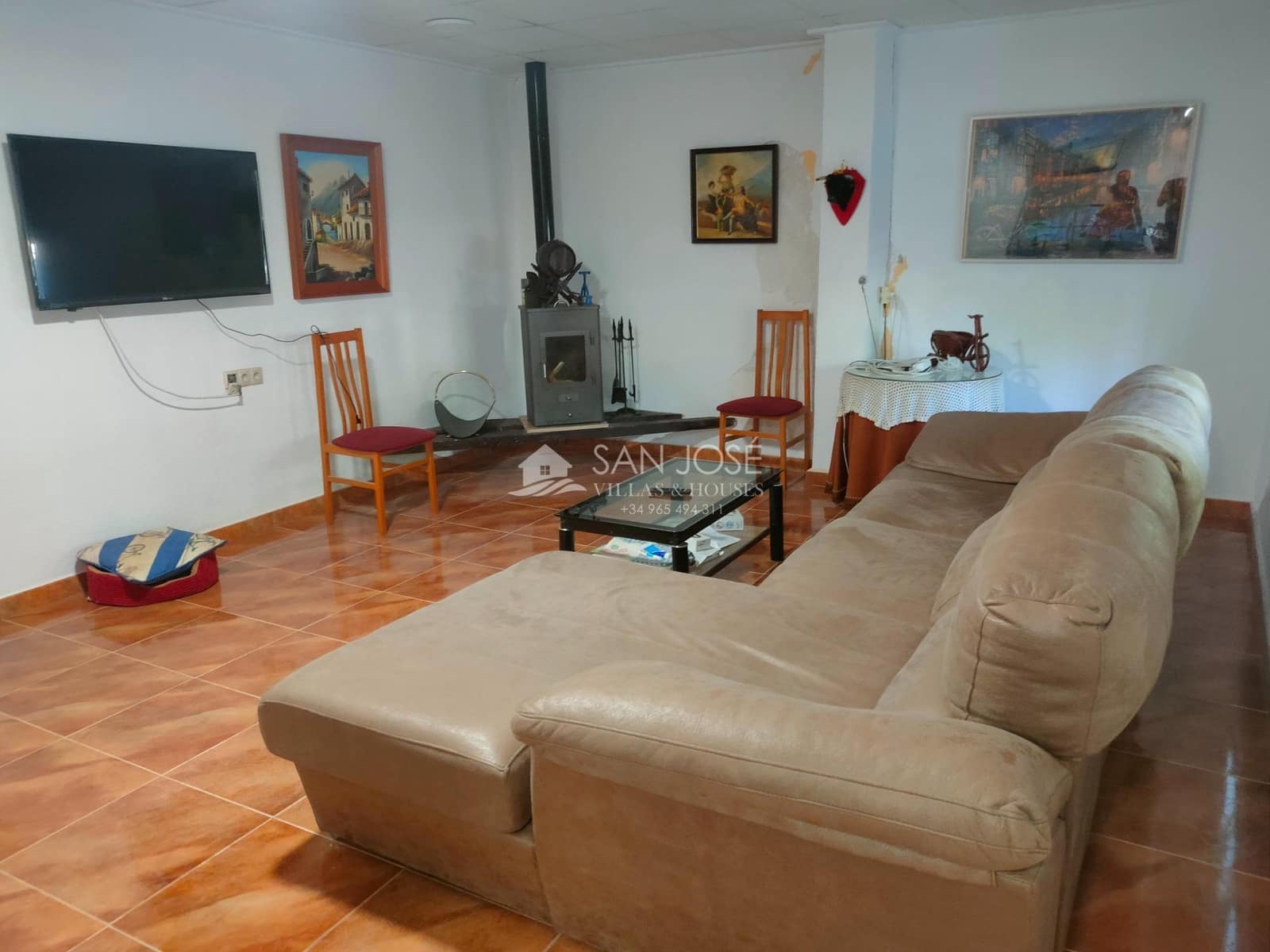 5 soveværelse Byhus til salg i La Romana med garage - € 132.100 (Ref: 7852273)