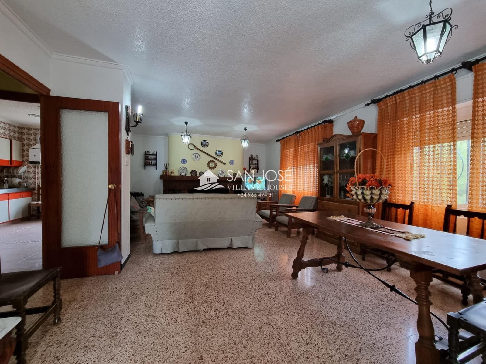 6 soveværelse Villa til salg i Petrel / Petrer med swimmingpool - € 250.000 (Ref: 7862703)