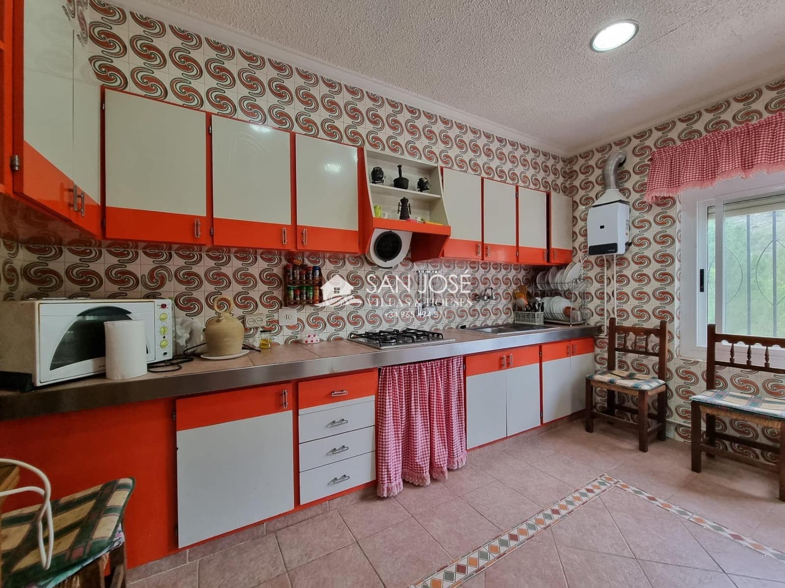 6 soveværelse Villa til salg i Petrel / Petrer med swimmingpool - € 250.000 (Ref: 7862703)