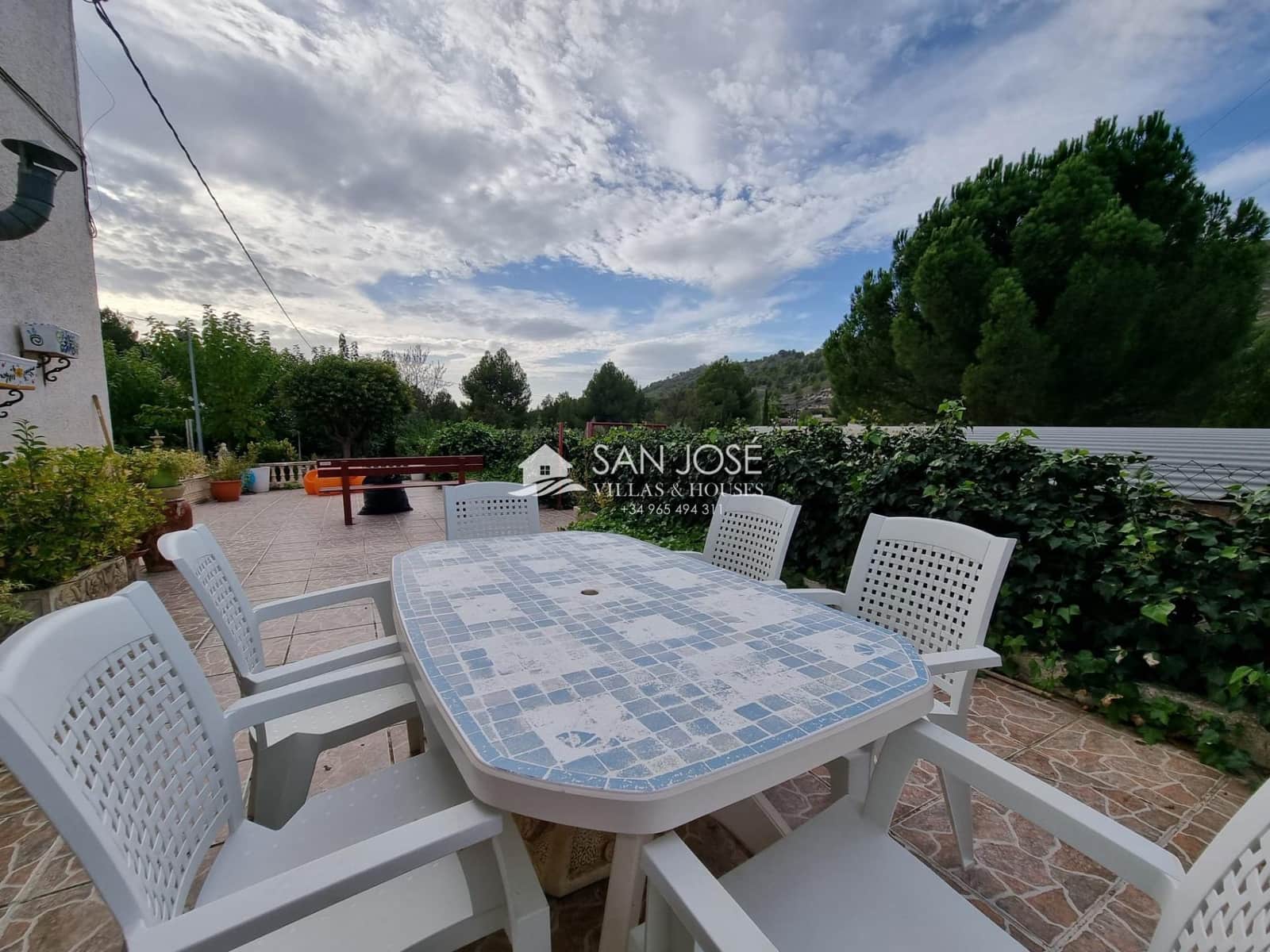 6 soveværelse Villa til salg i Petrel / Petrer med swimmingpool - € 250.000 (Ref: 7862703)