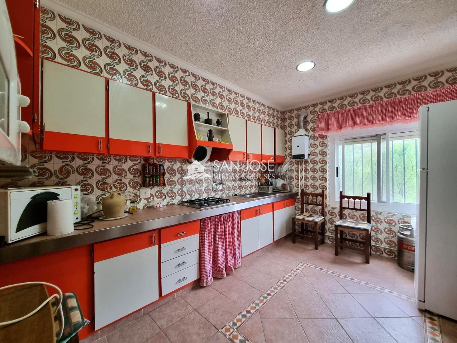 6 soveværelse Villa til salg i Petrel / Petrer med swimmingpool - € 250.000 (Ref: 7862703)