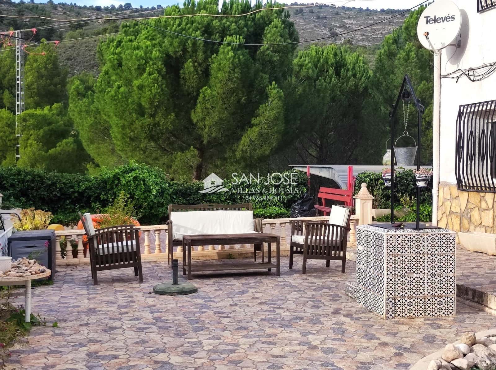 6 soveværelse Villa til salg i Petrel / Petrer med swimmingpool - € 250.000 (Ref: 7862703)