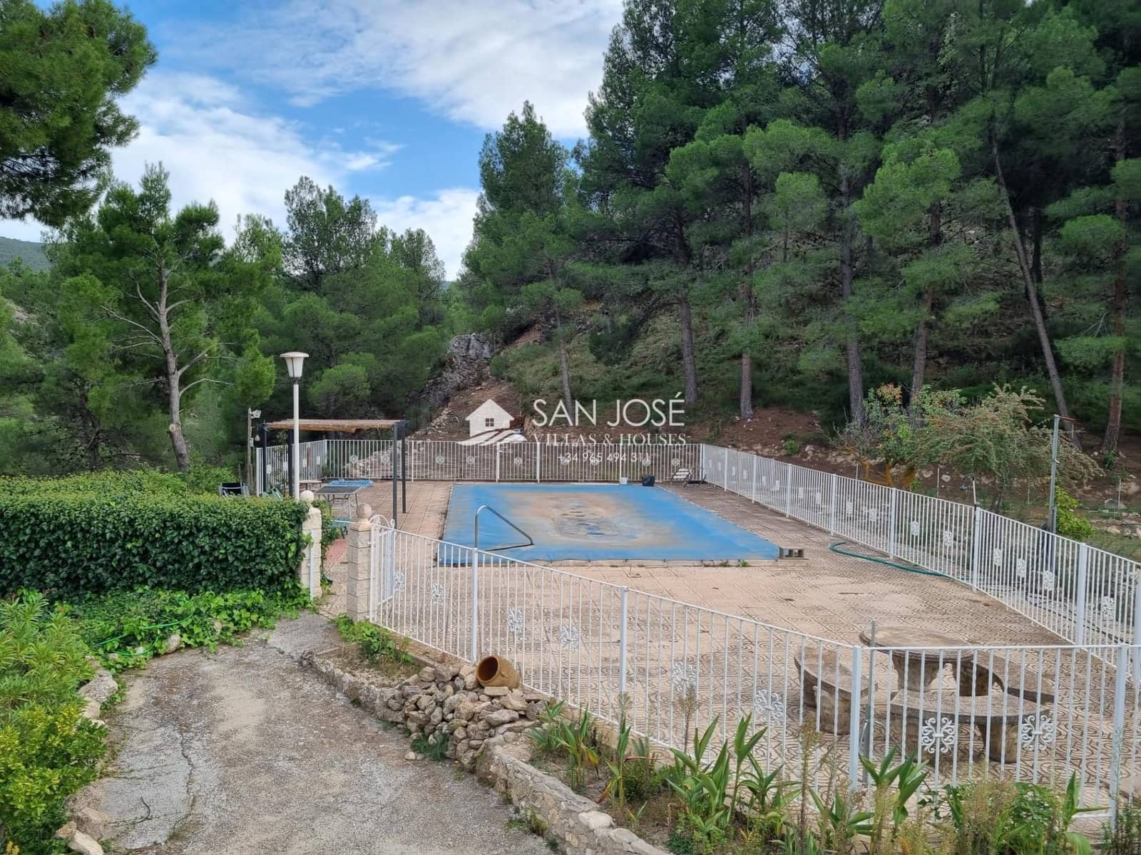 6 soveværelse Villa til salg i Petrel / Petrer med swimmingpool - € 250.000 (Ref: 7862703)