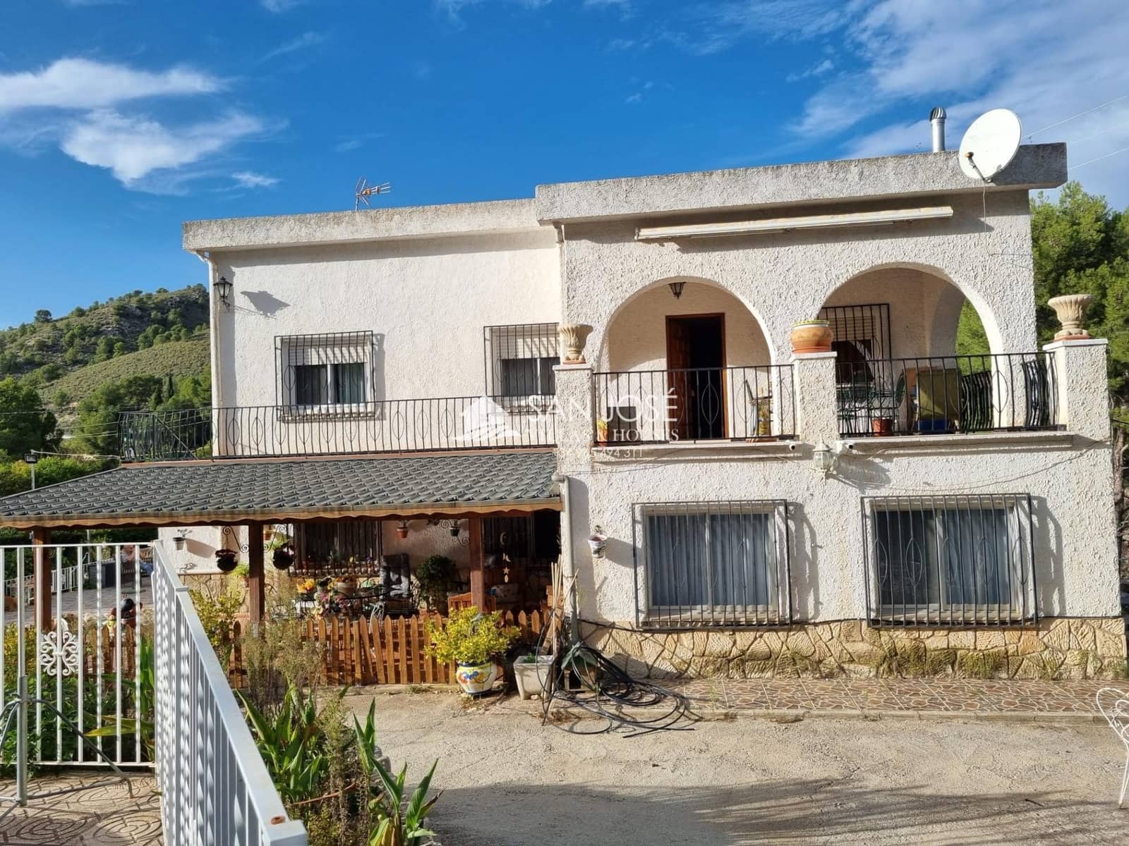 6 soveværelse Villa til salg i Petrel / Petrer med swimmingpool - € 250.000 (Ref: 7862703)