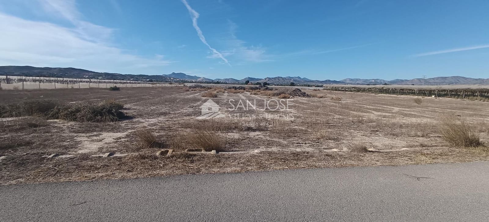 Grunde uden byggetilladelser til salg i Monforte del Cid - € 40.000 (Ref: 7919282)