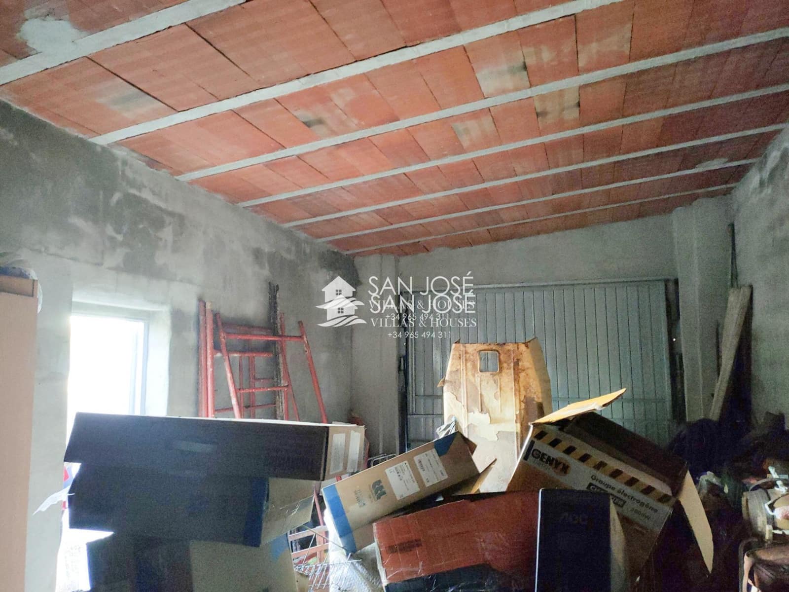 Chalet de 2 habitaciones en Aspe en venta con garaje - 169.680 € (Ref: 7924081)