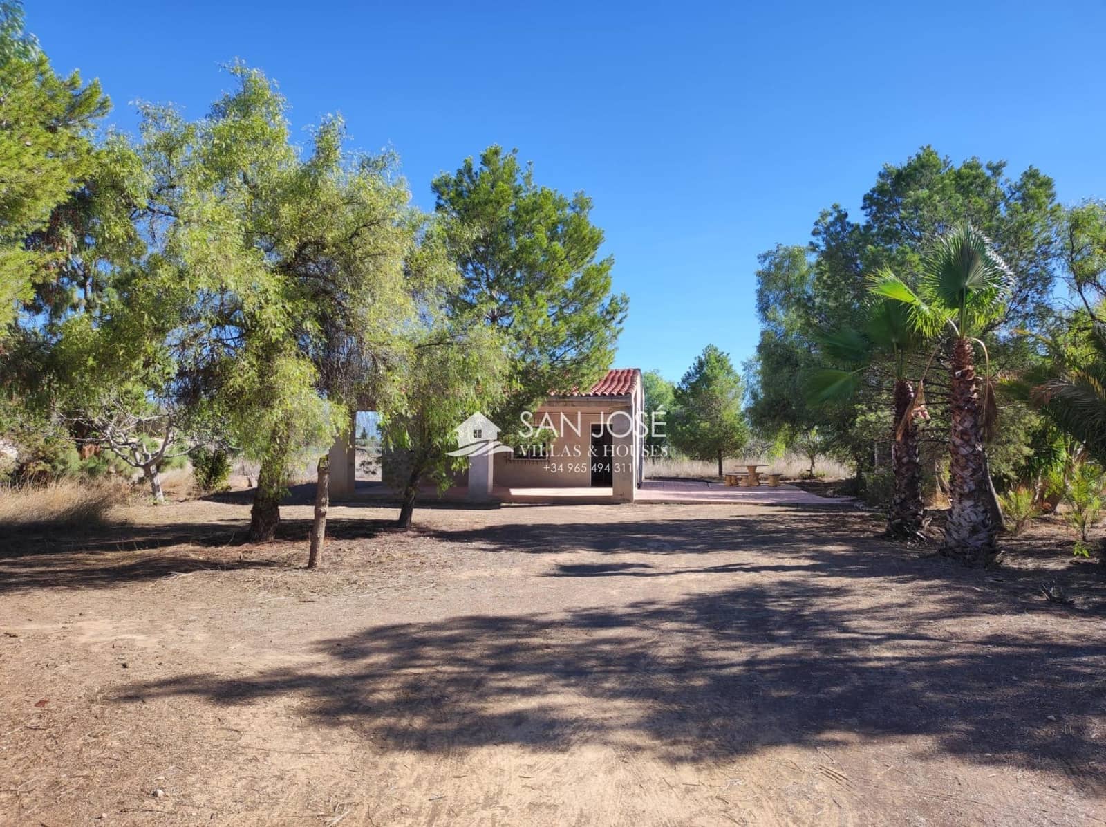 Chalet de 2 habitaciones en Aspe en venta con garaje - 169.680 € (Ref: 7924081)