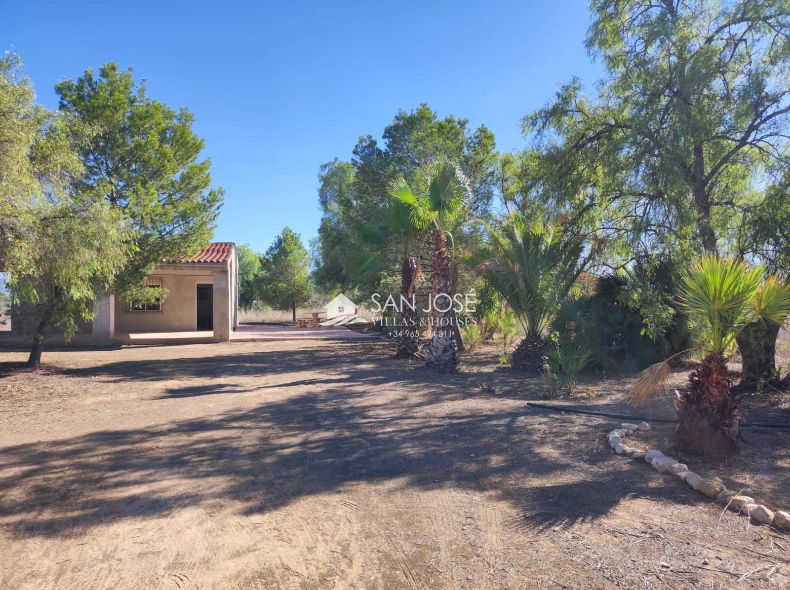 Chalet de 2 habitaciones en Aspe en venta con garaje - 169.680 € (Ref: 7924081)