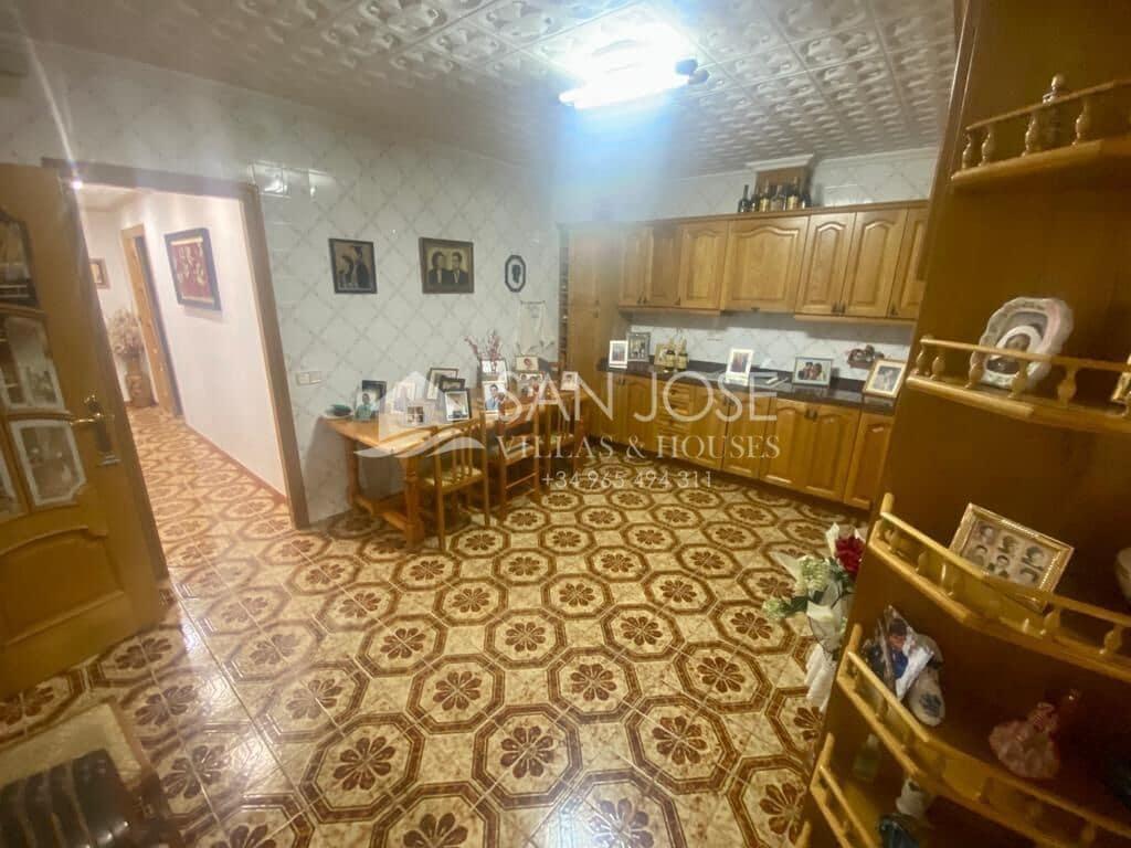 4 sypialnia Dom na sprzedaż w San Vicente / Sant Vicent del Raspeig z garażem - 449 995 € (Ref: 7970603)