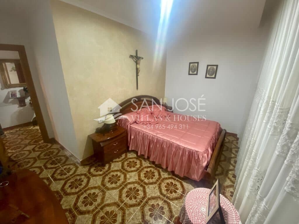 4 sypialnia Dom na sprzedaż w San Vicente / Sant Vicent del Raspeig z garażem - 449 995 € (Ref: 7970603)