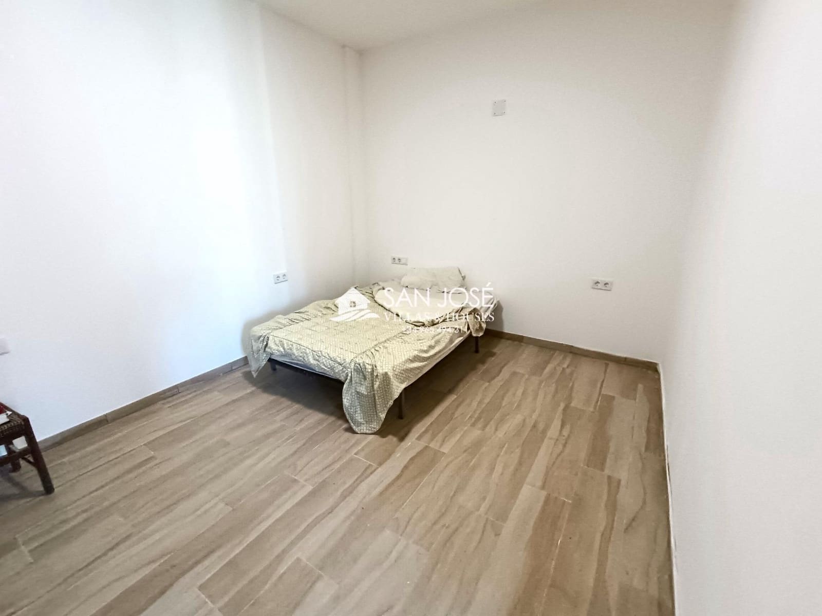 3 soveværelse Byhus til salg i Novelda - € 130.000 (Ref: 8051449)