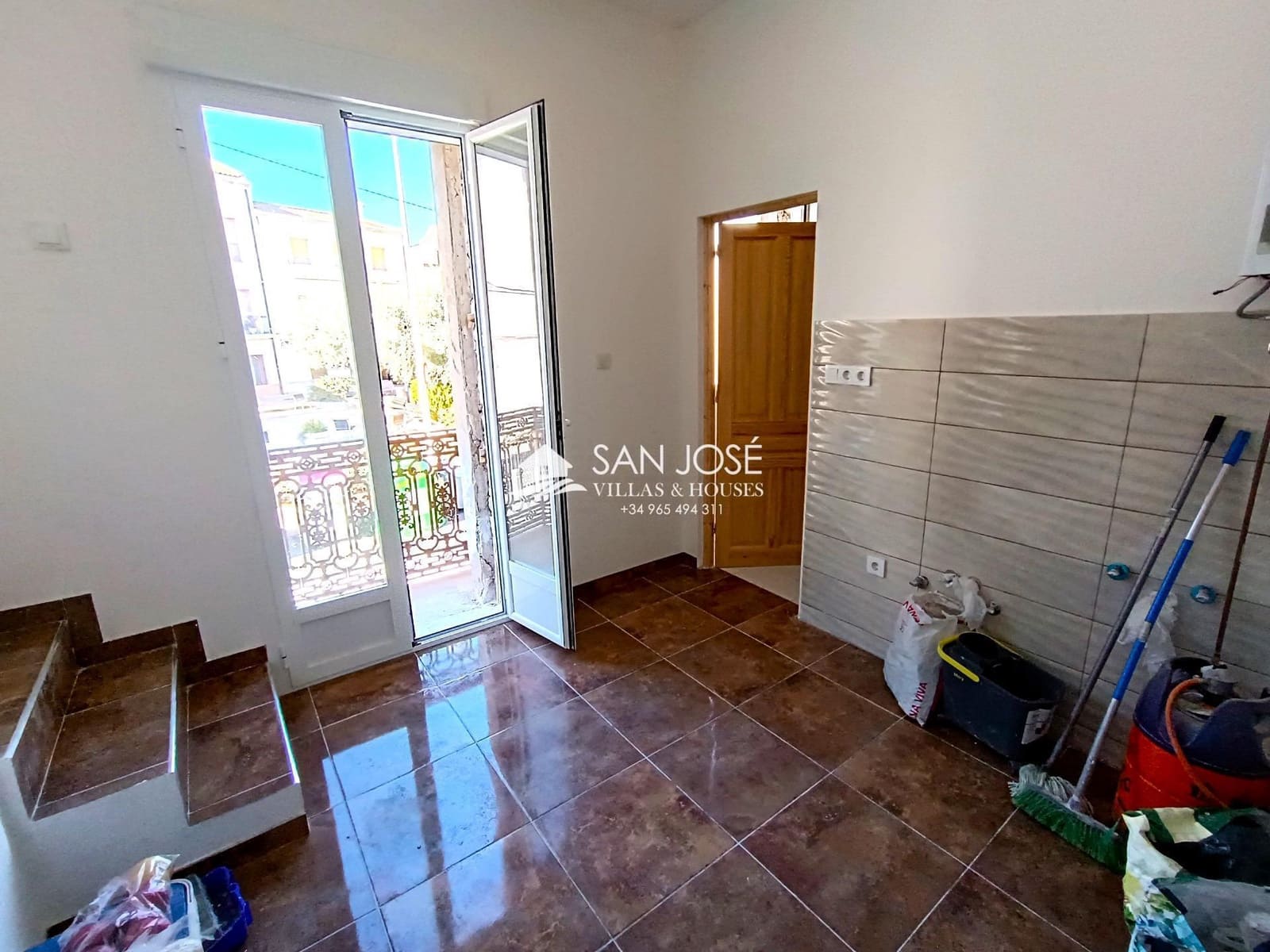 3 soveværelse Byhus til salg i Novelda - € 130.000 (Ref: 8051449)