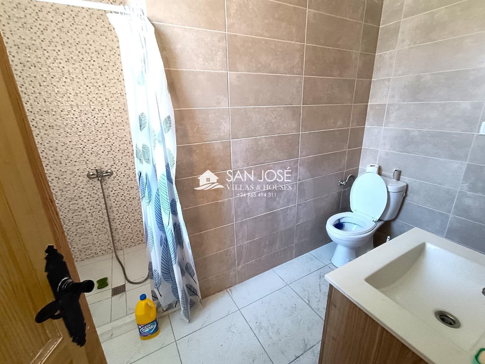 3 soveværelse Byhus til salg i Novelda - € 130.000 (Ref: 8051449)