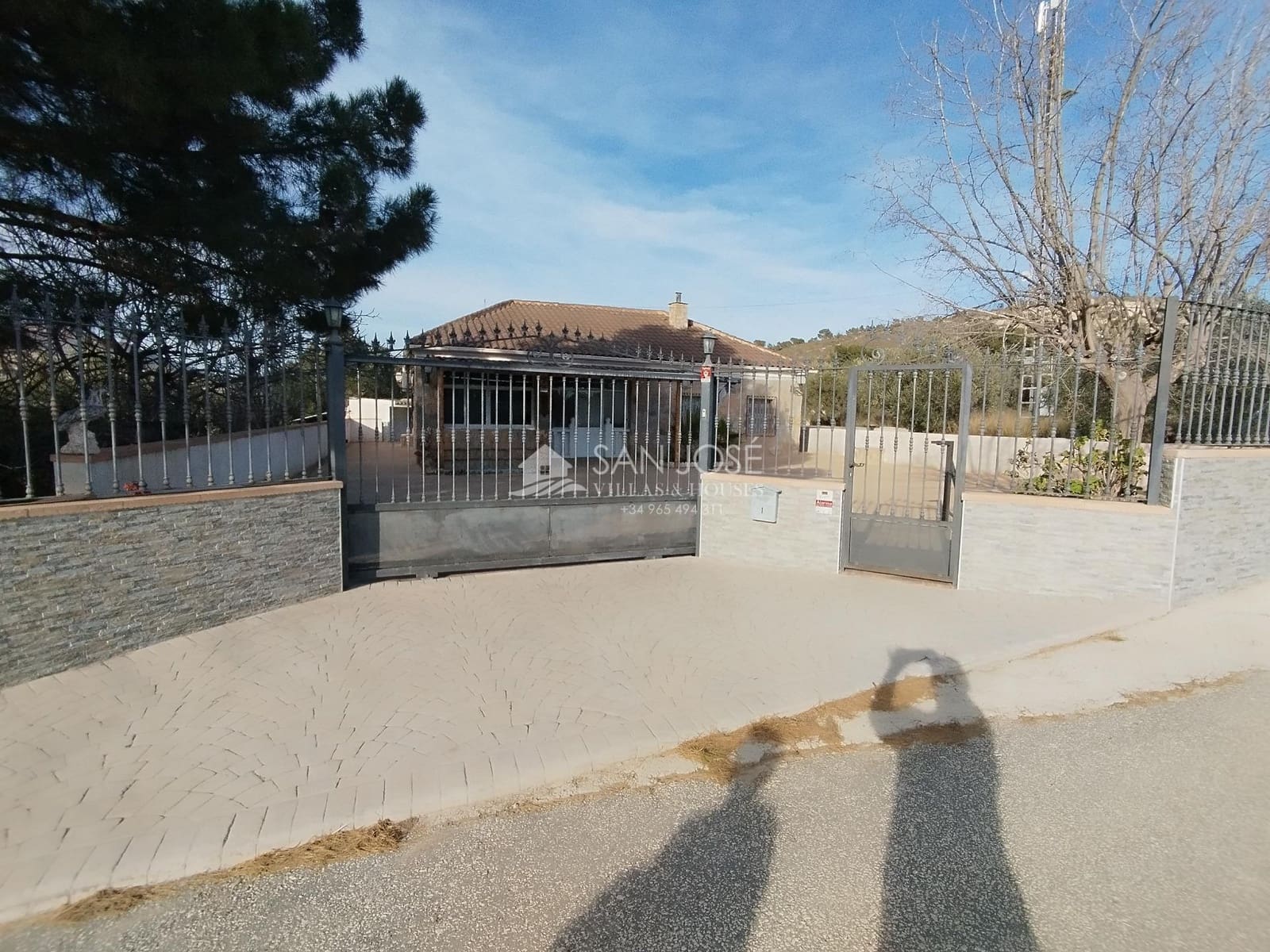 3 bedroom Villa for sale in La Romana with pool - € 360,000 (Ref: 8068916)