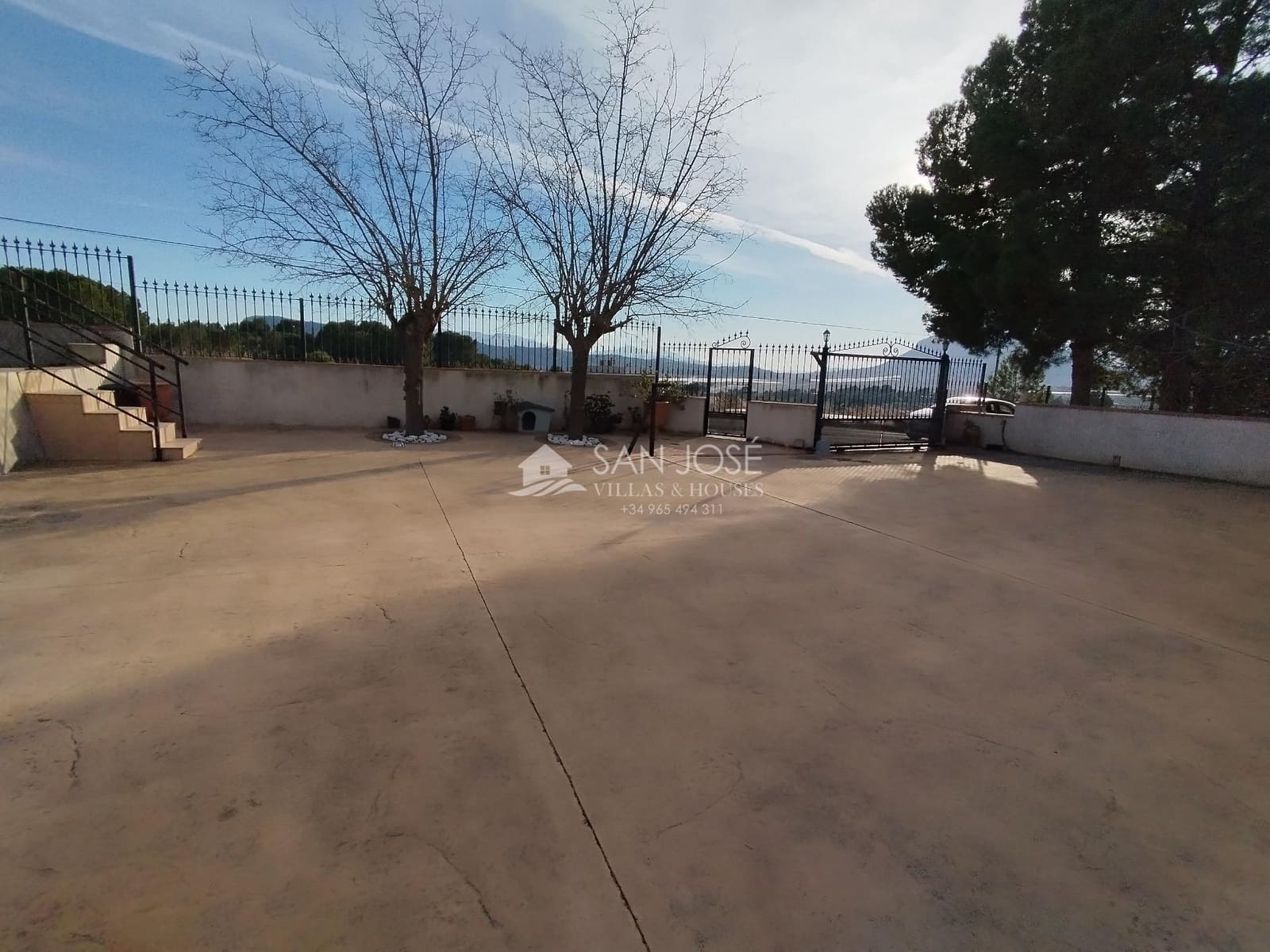 3 bedroom Villa for sale in La Romana with pool - € 360,000 (Ref: 8068916)