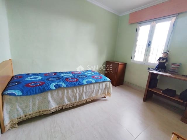 Chalet de 3 habitaciones en La Romana en venta con piscina - 360.000 € (Ref: 8068916)