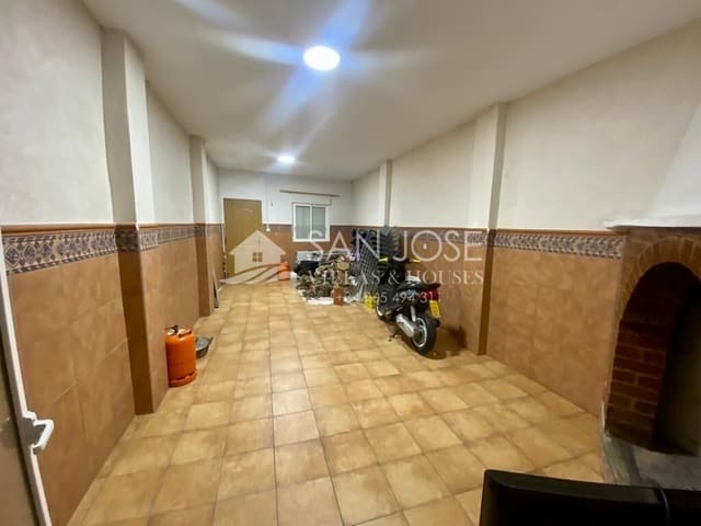 3 quarto Casa em Banda para venda em Muchamiel / Mutxamel com garagem - 230 000 € (Ref: 8069976)