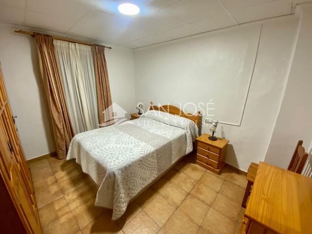 3 quarto Casa em Banda para venda em Muchamiel / Mutxamel com garagem - 230 000 € (Ref: 8069976)