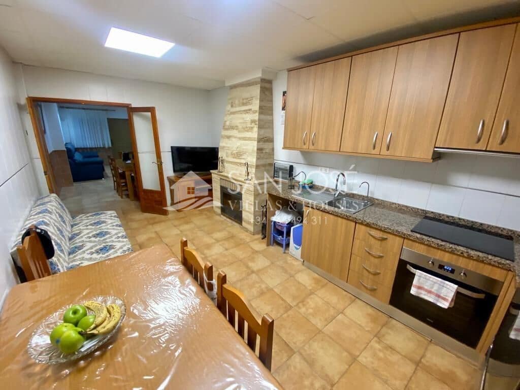 3 soverom Hus til salgs i Muchamiel / Mutxamel med garasje - € 230 000 (Ref: 8069976)