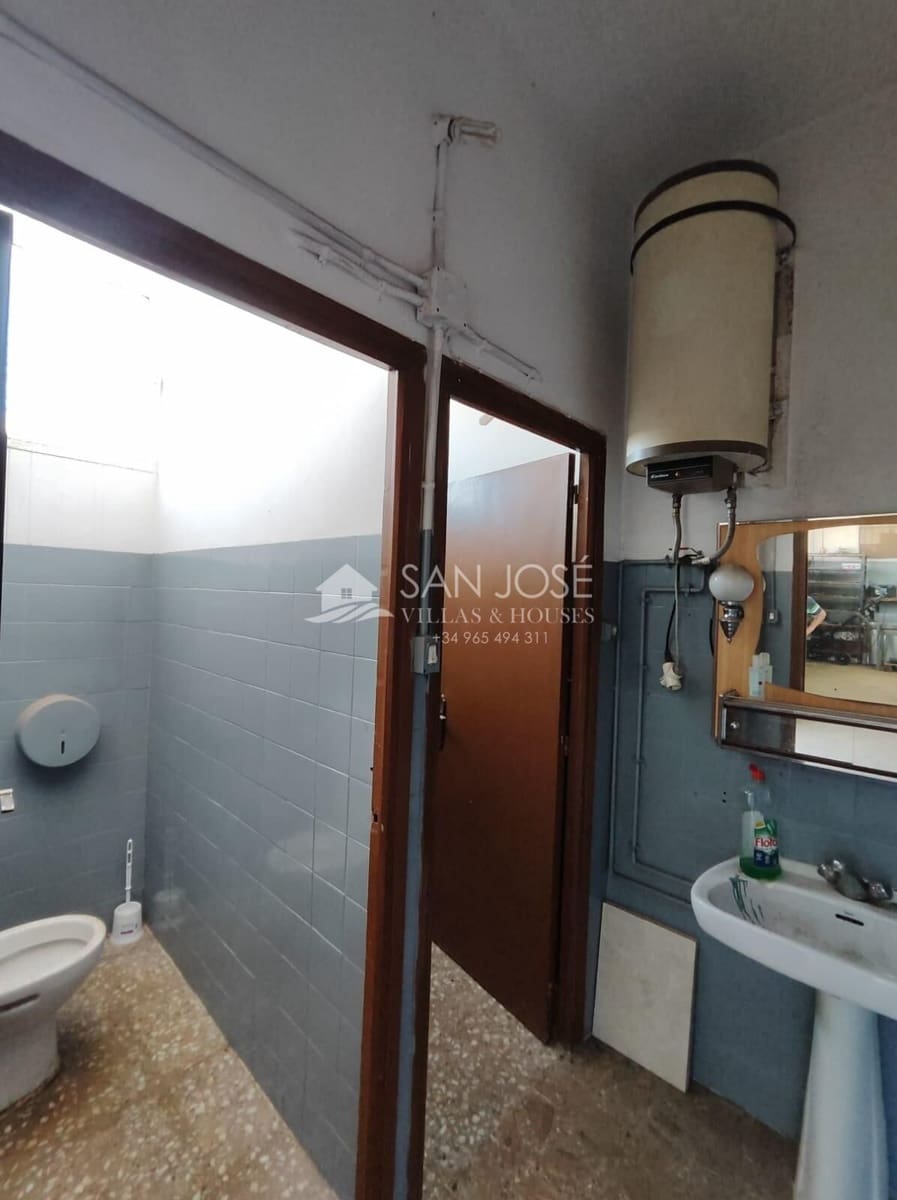 Virksomhed til salg i Hondon de las Nieves - € 160.000 (Ref: 8102597)