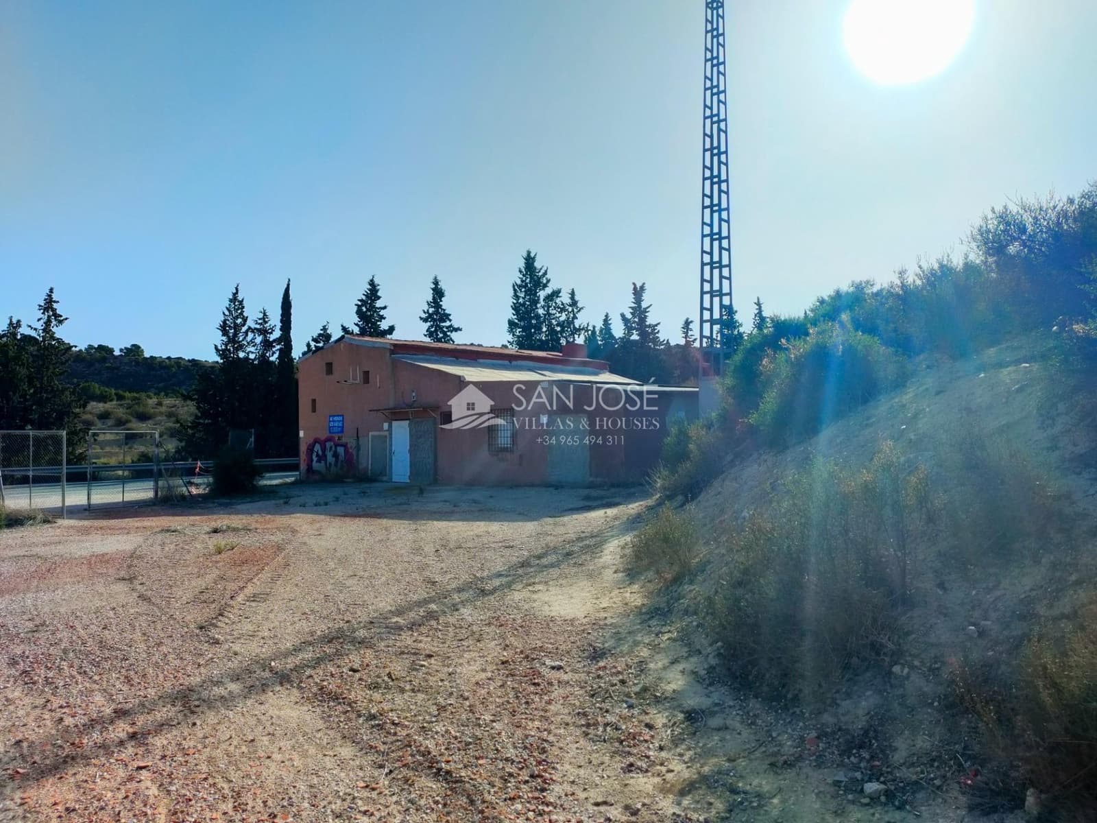 6 soveværelse Finca/Landehus til salg i Aspe - € 120.000 (Ref: 8183964)