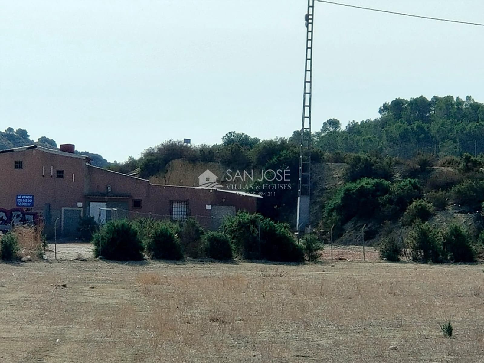 6 soveværelse Finca/Landehus til salg i Aspe - € 120.000 (Ref: 8183964)