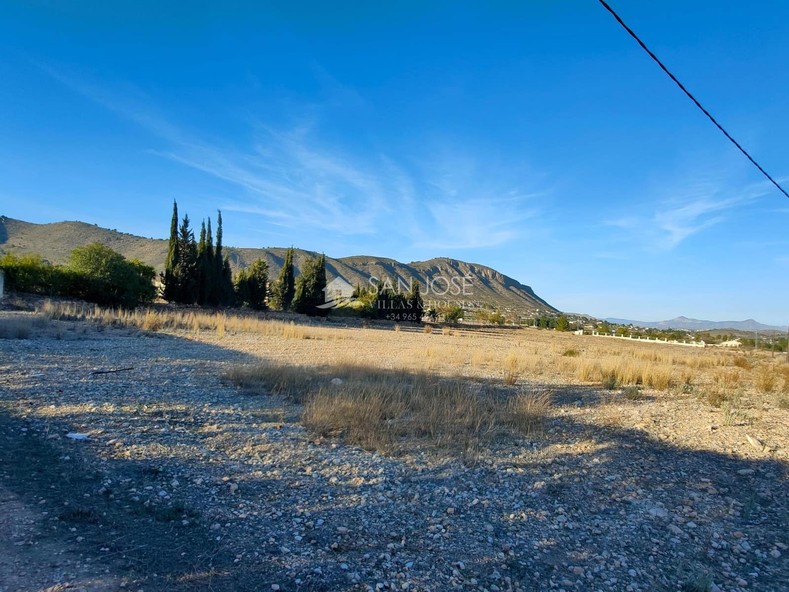 Grunde uden byggetilladelser til salg i Hondon de las Nieves - € 64.000 (Ref: 8217802)