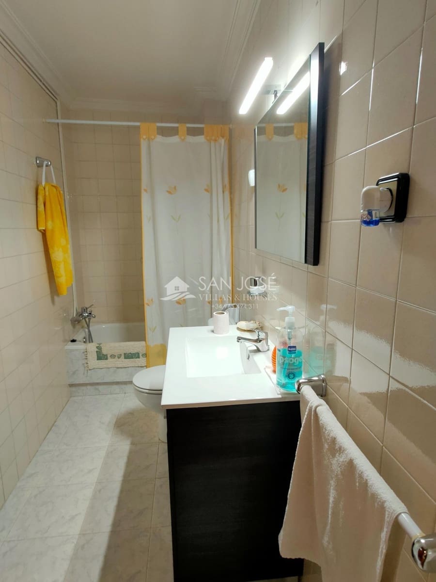 6 soverom Leilighet til salgs i Aspe med garasje - € 466 335 (Ref: 8308432)