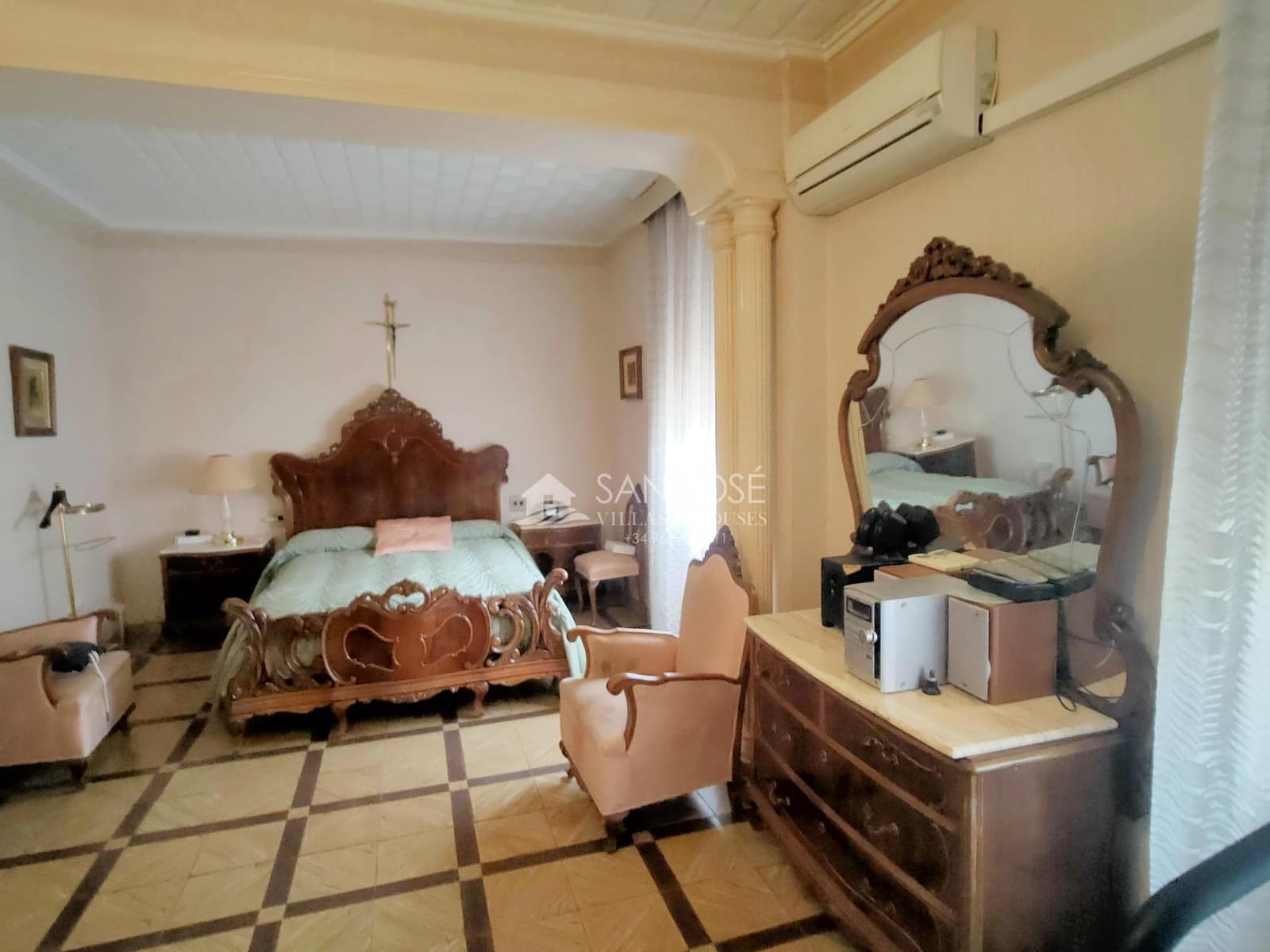 3 bedroom Flat for sale in Elda - € 125,000 (Ref: 8363016)