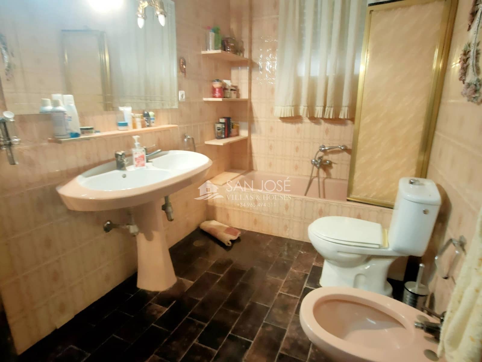 3 bedroom Flat for sale in Elda - € 125,000 (Ref: 8363016)