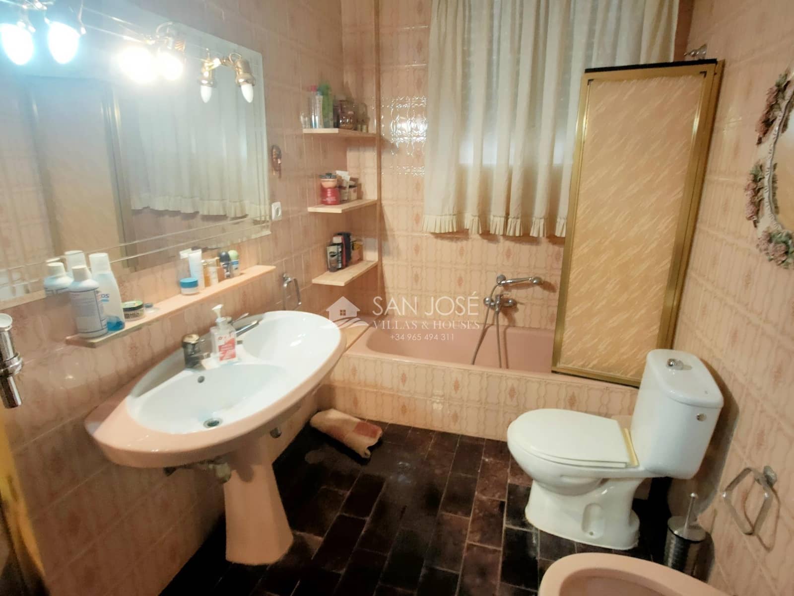 3 bedroom Flat for sale in Elda - € 125,000 (Ref: 8363016)