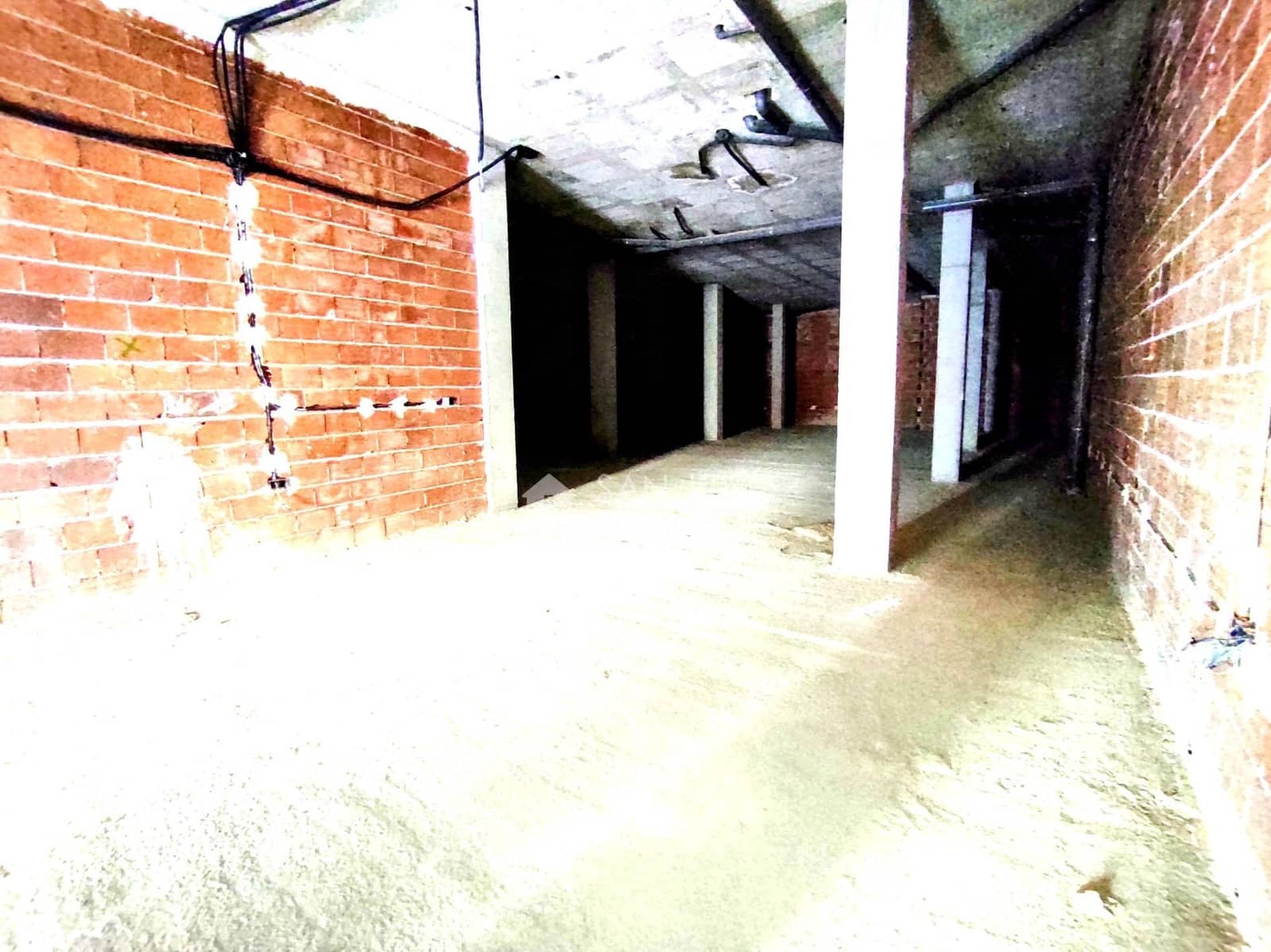 Commercieel te koop in Novelda - € 100.000 (Ref: 8366113)