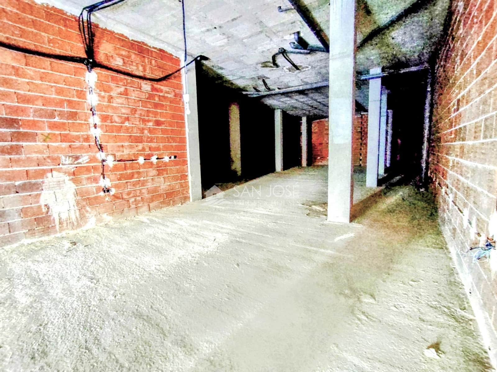 Commercieel te koop in Novelda - € 100.000 (Ref: 8366113)