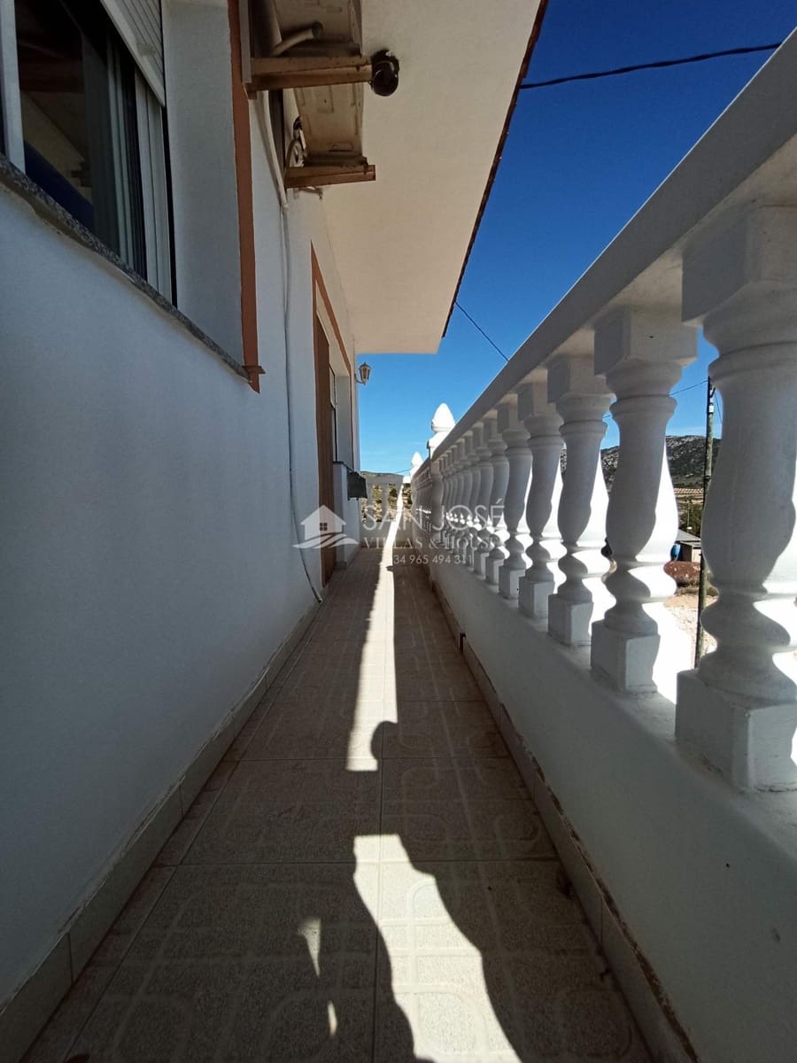 9 slaapkamer Finca/Landhuis te koop in El Canton - € 265.000 (Ref: 8373537)