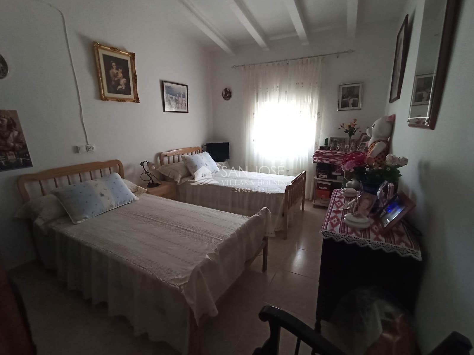 9 slaapkamer Finca/Landhuis te koop in El Canton - € 265.000 (Ref: 8373537)