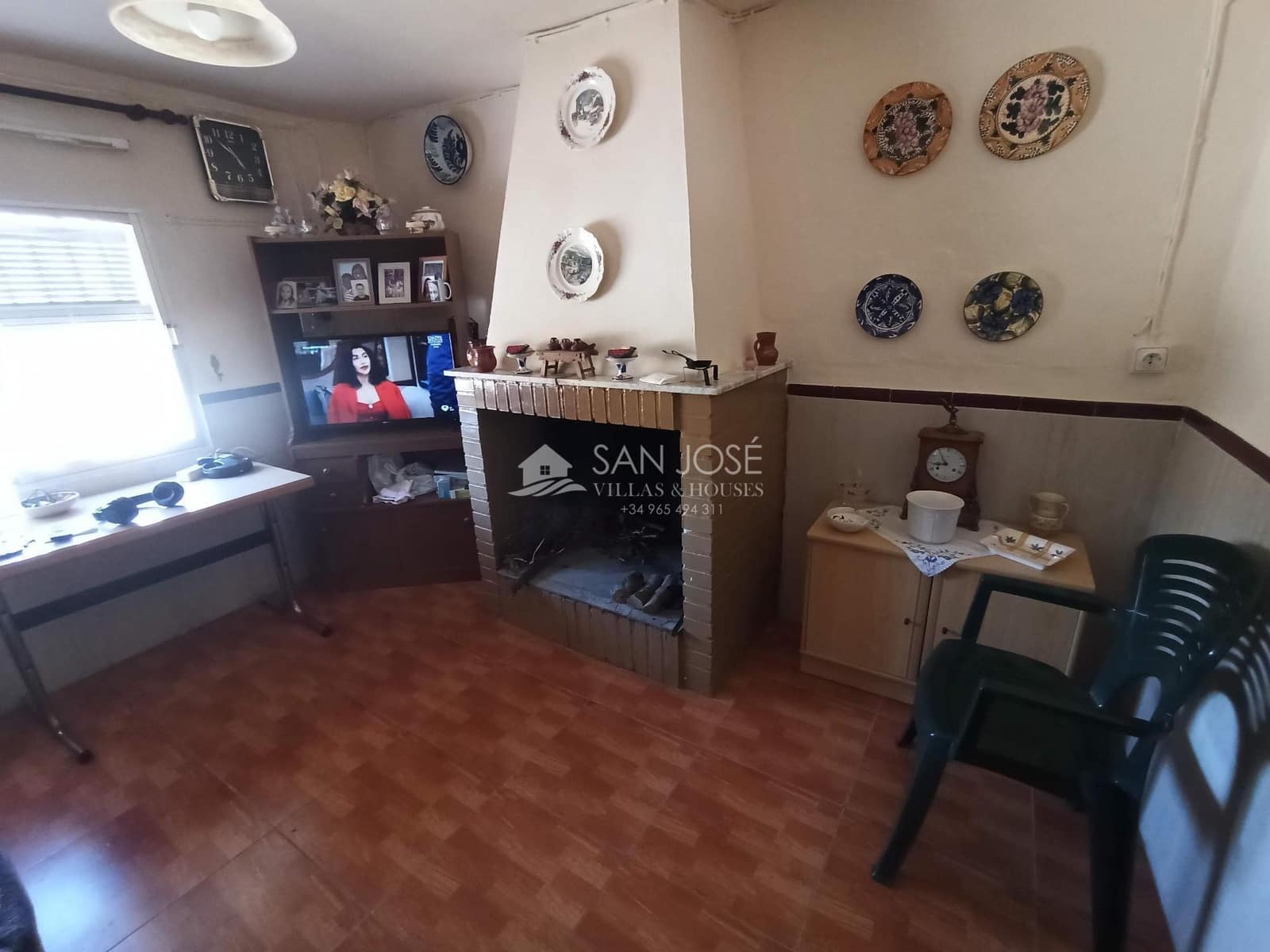 9 slaapkamer Finca/Landhuis te koop in El Canton - € 265.000 (Ref: 8373537)