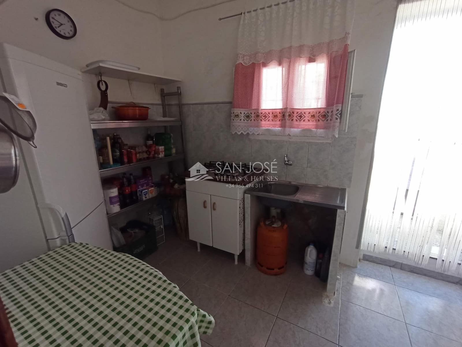 9 slaapkamer Finca/Landhuis te koop in El Canton - € 265.000 (Ref: 8373537)