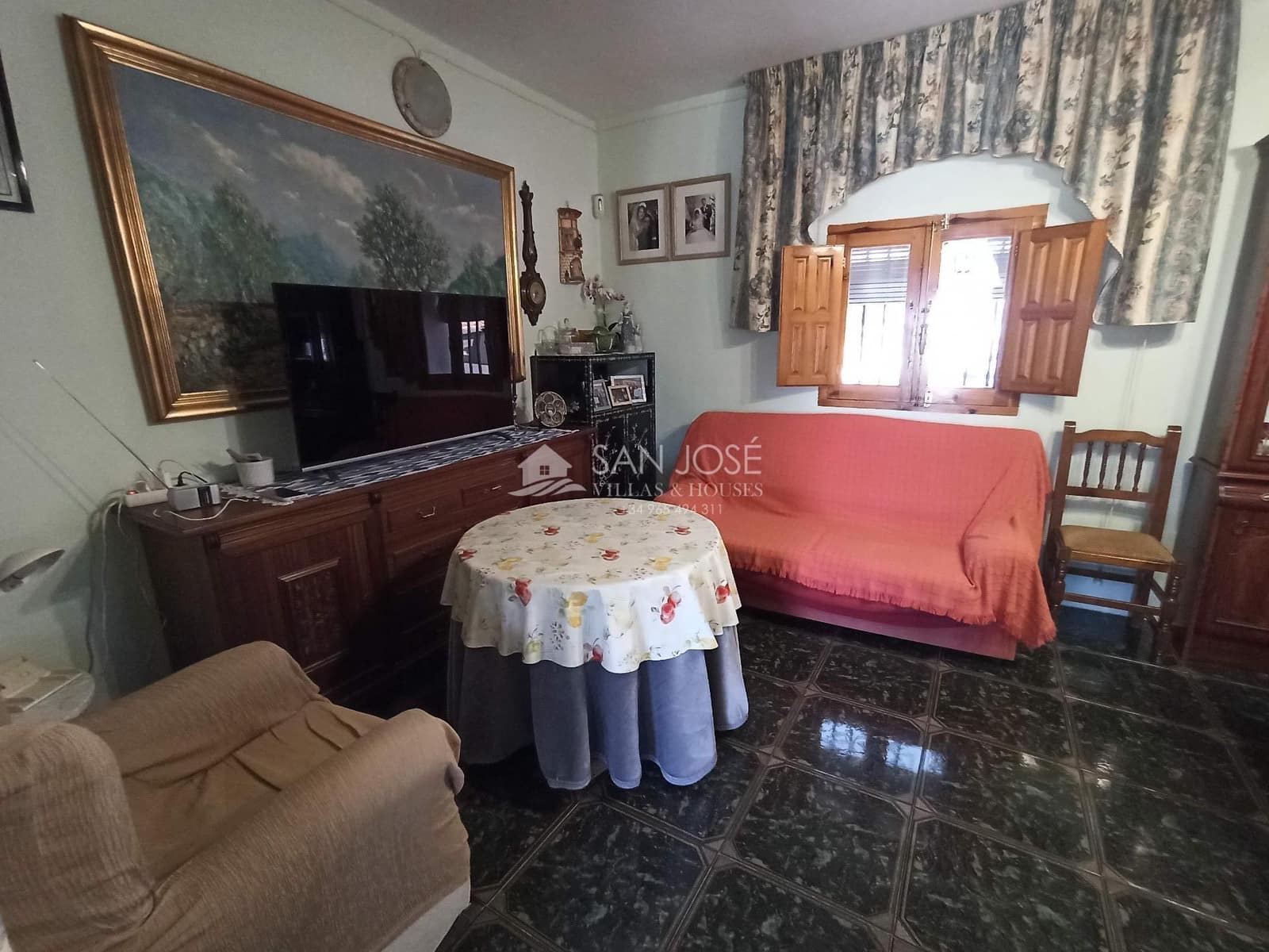 9 slaapkamer Finca/Landhuis te koop in El Canton - € 265.000 (Ref: 8373537)