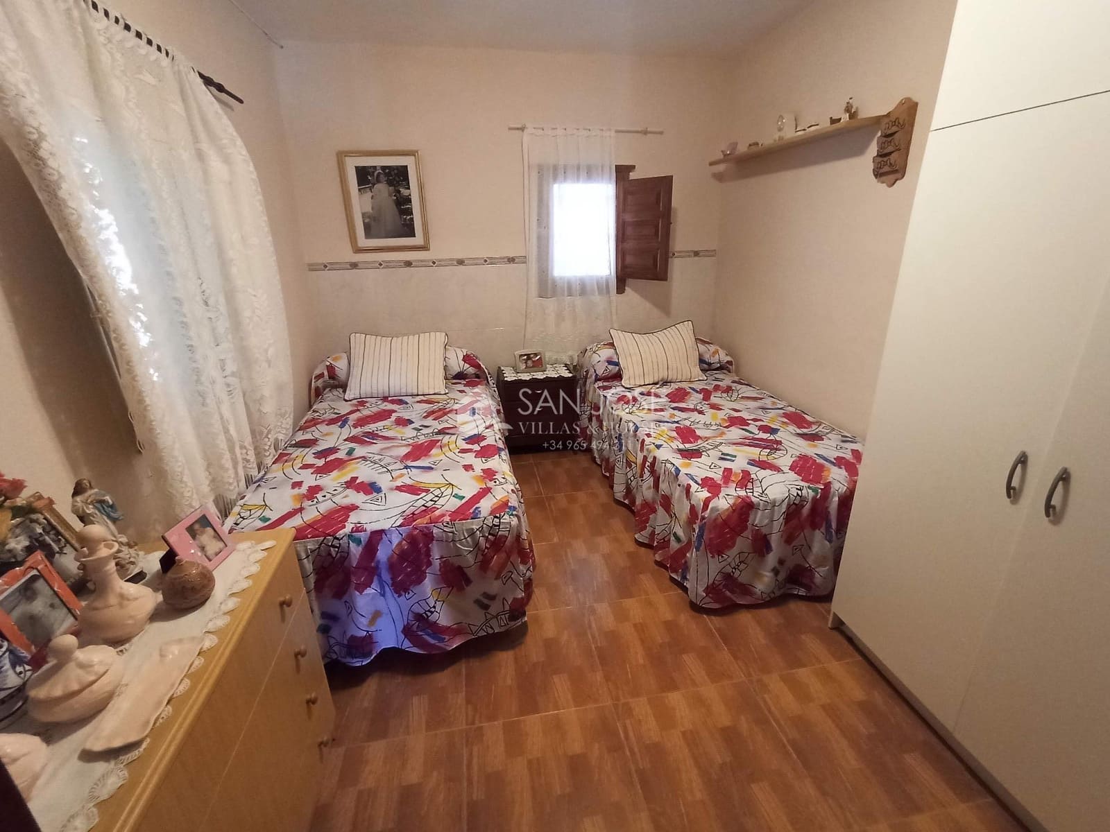 9 slaapkamer Finca/Landhuis te koop in El Canton - € 265.000 (Ref: 8373537)