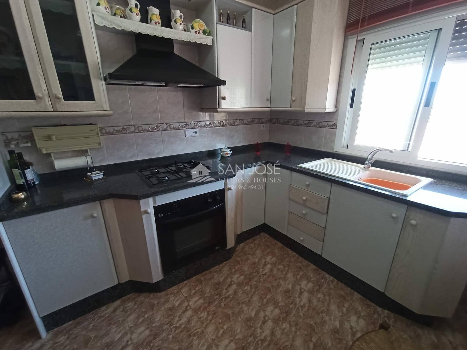 9 slaapkamer Finca/Landhuis te koop in El Canton - € 265.000 (Ref: 8373537)