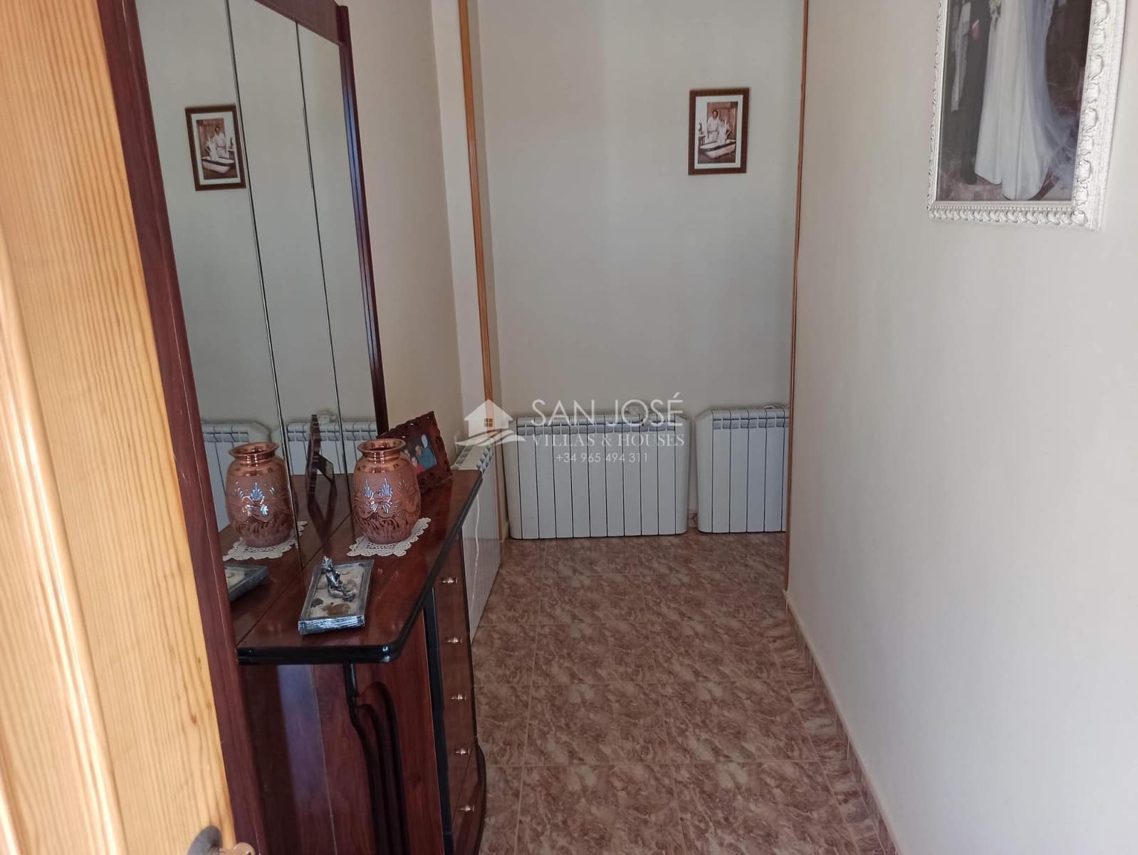 9 slaapkamer Finca/Landhuis te koop in El Canton - € 265.000 (Ref: 8373537)