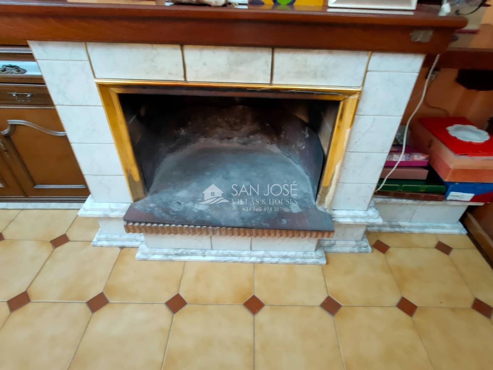 4 soverom Leilighet til salgs i Aspe med garasje - € 136 050 (Ref: 8392344)