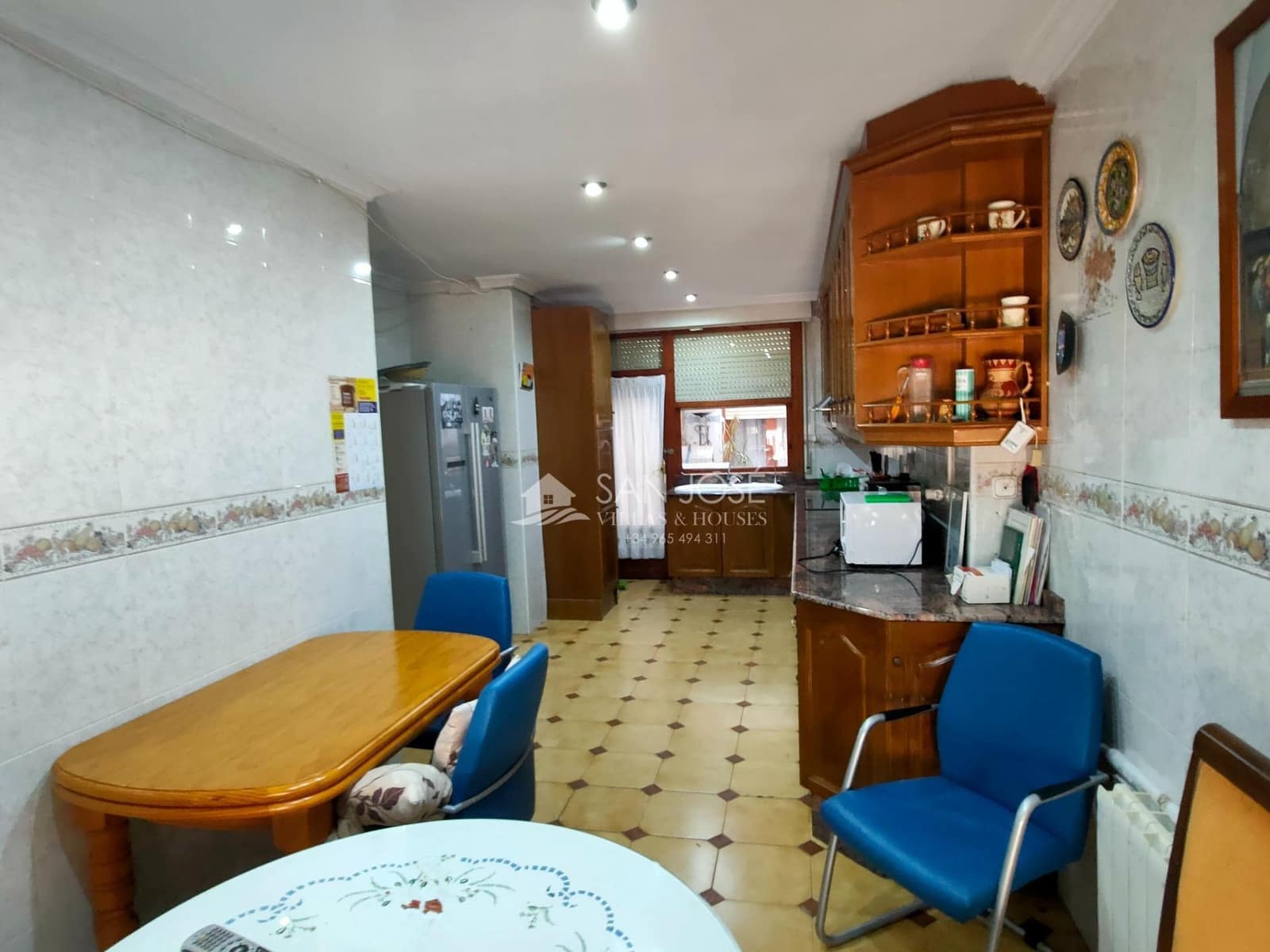 4 soverom Leilighet til salgs i Aspe med garasje - € 136 050 (Ref: 8392344)